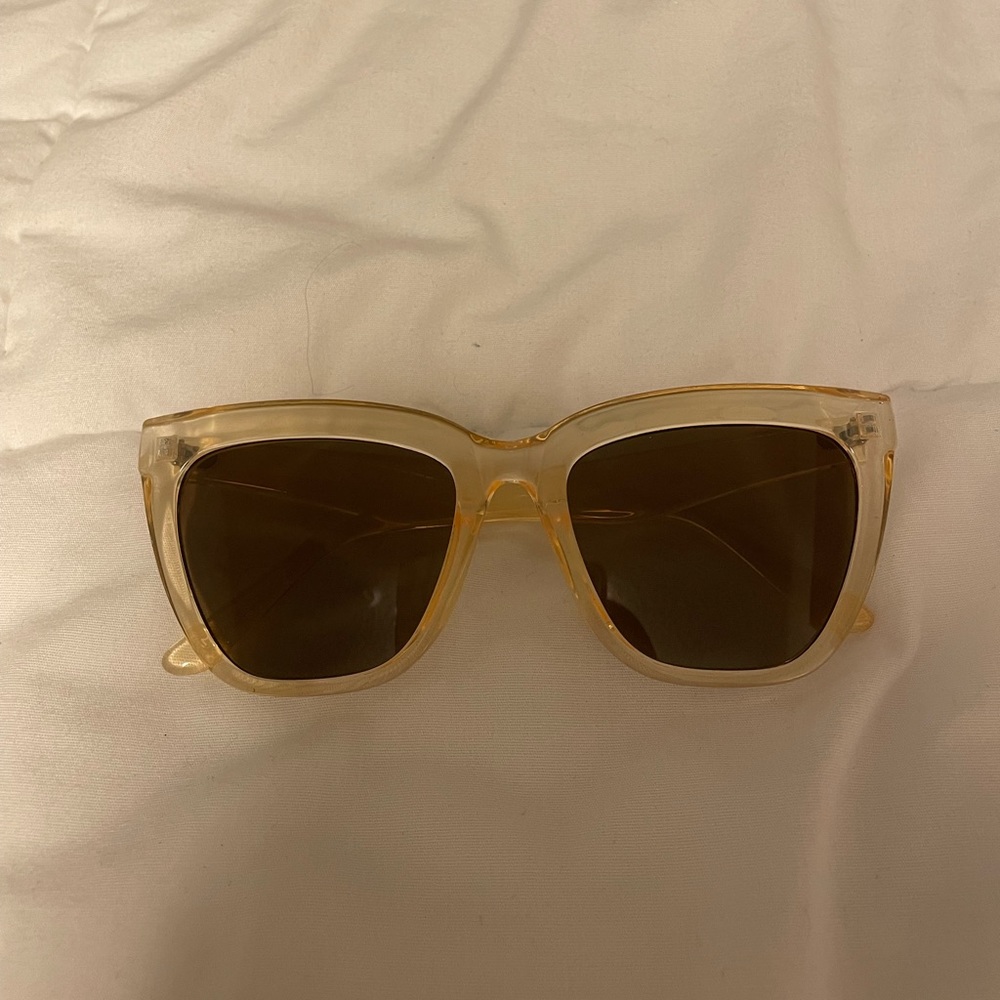 Brand new beige sunglasses